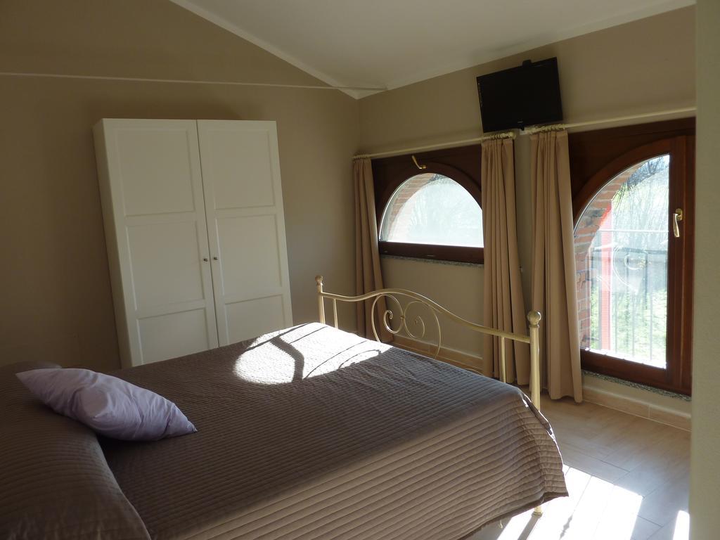 Roncaglia Agriturismo Boschi Celati מראה חיצוני תמונה